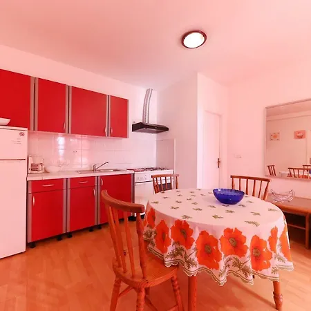 Apartament Melita *